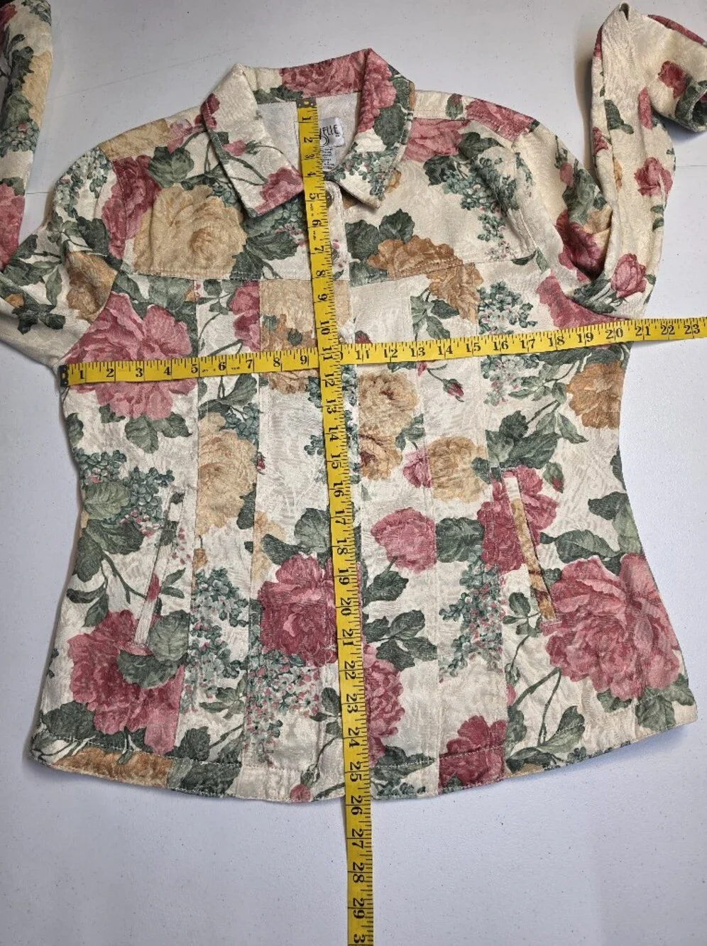 Cervelle Vintage Floral Jacquard Women’s Jacket & Cropped Jeans Matching Set